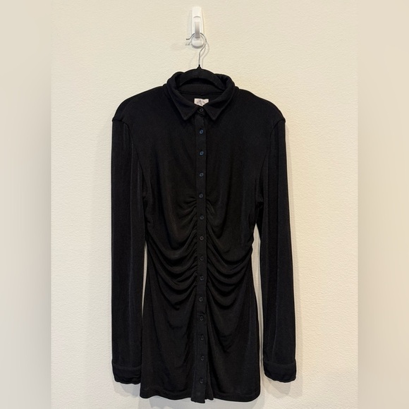 With Jean Elegant Black Ruched Dress - Picture 5 of 6